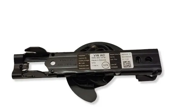Volkswagen PASSAT B8 Seat belt height adjuster 4M0857819
