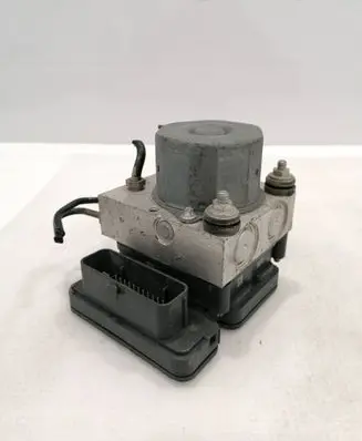 Mercedes-Benz A W176 ABS Pump A0004311500
