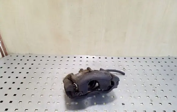 Peugeot 208 Front brake caliper