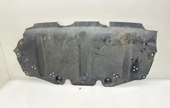 BMW 3 G20 G21 Engine splash shield/under tray 7428176 51757428176