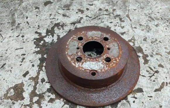 Toyota Corolla Verso E121 Rear brake disc 