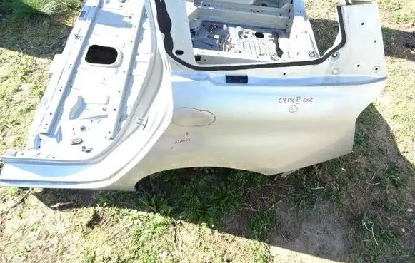 Citroen C4 Grand Picasso Rear quarter panel 