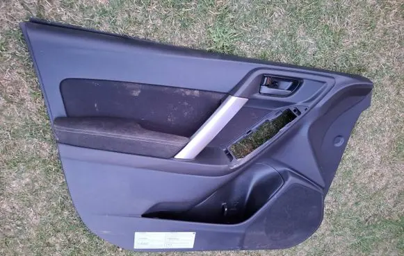 Subaru Forester SJ Front door card panel trim 94213SG010