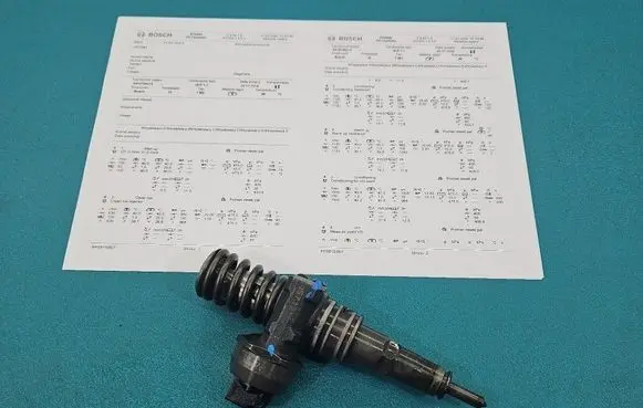 Volkswagen PASSAT B6 Fuel injector 0414720215 IMPRK1571541