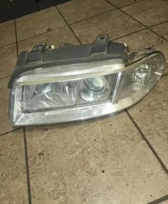 Audi A4 S4 B6 8E 8H Headlight/headlamp 89300379 15062015 087500