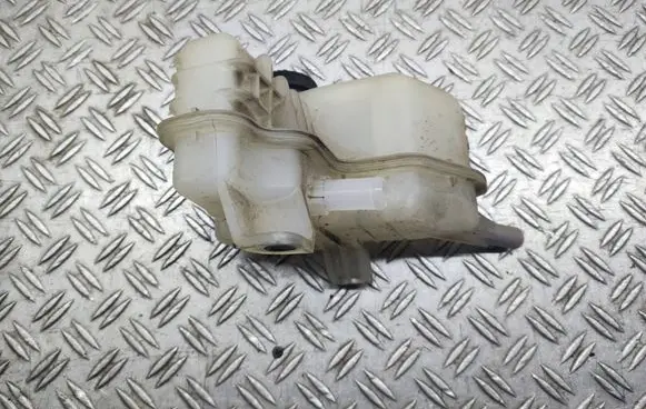 Toyota Camry Coolant expansion tank/reservoir