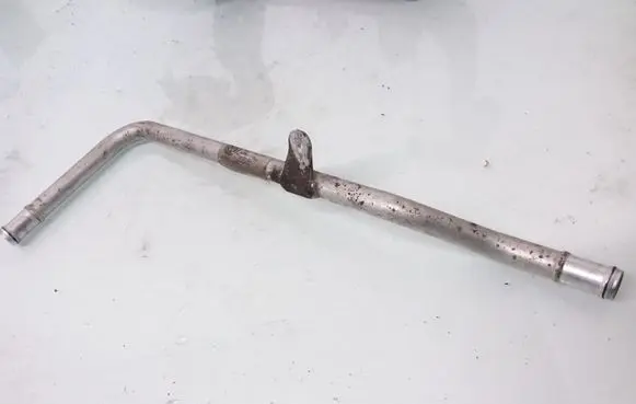 Volkswagen Transporter - Caravelle T5 Engine coolant pipe/hose 7H0815801