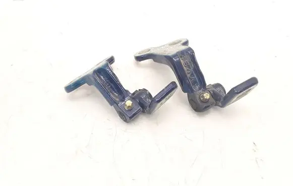 Rear door hinge set