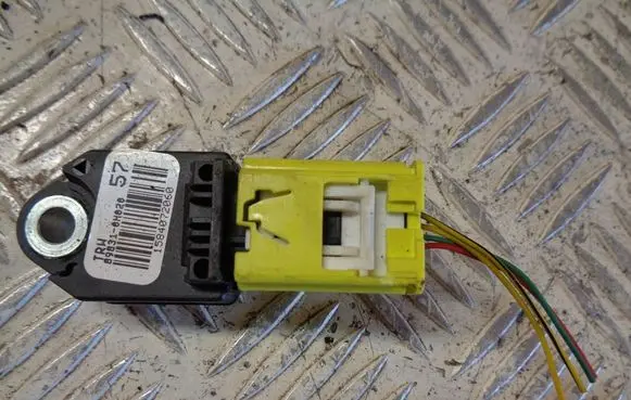 Toyota Aygo AB40 Airbag deployment crash/impact sensor 898310H020