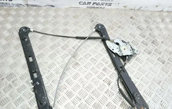 BMW 3 E46 Front window lifting mechanism without motor