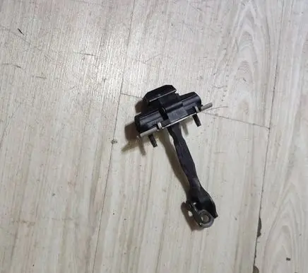 Fiat 500X Front door check strap stopper 