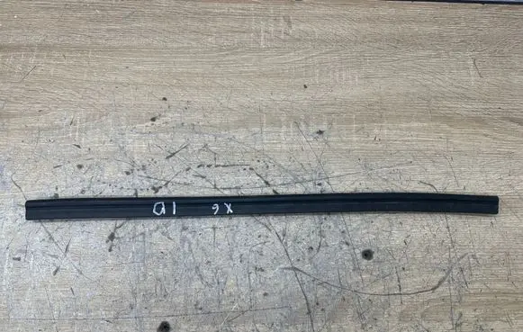 BMW X6 E71 Engine compartment rubber 012X