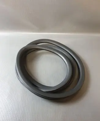 Opel Mokka B Front door rubber seal 