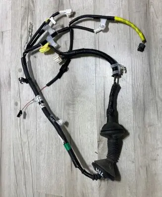 Toyota Hilux VIII Rear door wiring loom 82154kk390