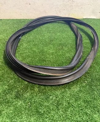 KIA Niro Trunk rubber seal (body)