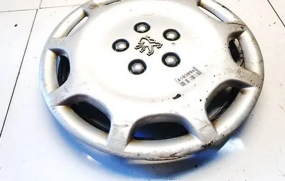 Peugeot 406 R15 wheel hub/cap/trim 9617395077