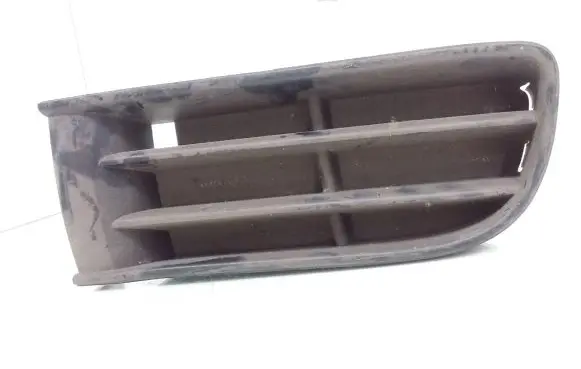 Volkswagen Polo IV 9N3 Front bumper lower grill 6Q0853665