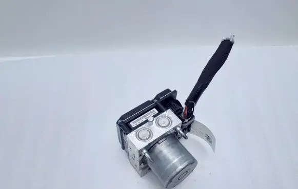 Jaguar XF X250 ABS Pump 0265951911 0265236485