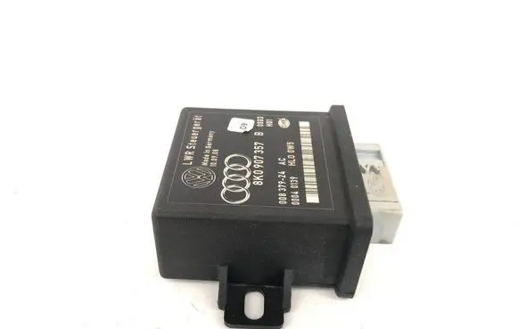 Audi A5 8T 8F Light module LCM 8K0907357B 00837924 00040139