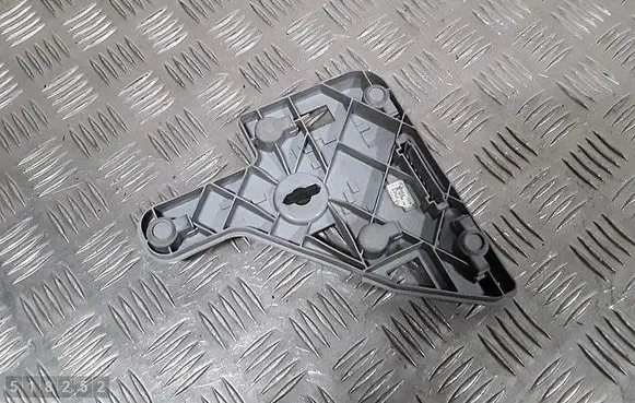 Mercedes-Benz C W203 Tail light bulb cover holder ulo3312