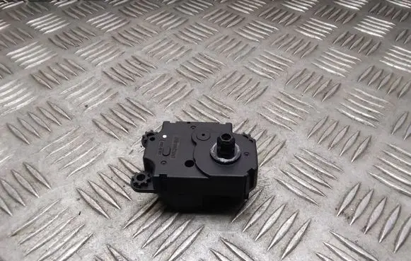 Nissan Qashqai Air flap motor/actuator 277T14BU1A