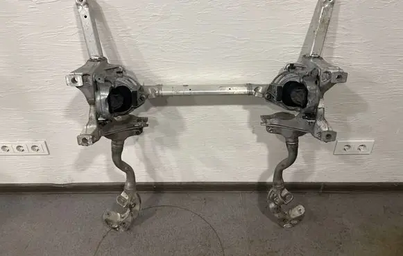 Audi Q7 4M Front subframe 4m0399315r 4m0199256aj 4m0199255aj