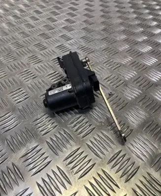 Nissan Qashqai Turbine electric control actuator 6NW01113238 8839600002 144102844R
