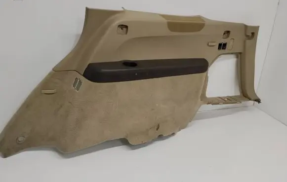 Mercedes-Benz GL X166 Trunk/boot lower side trim panel A1666900941 8Q68 0079356