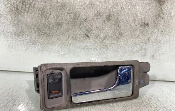 Audi A6 S6 C4 4A Front door interior handle 4a0837020a