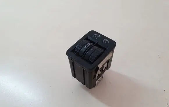Volkswagen PASSAT B6 Headlight level height control switch 3C0941333A
