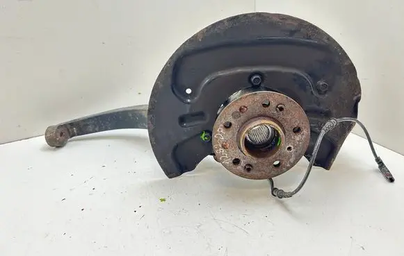Mercedes-Benz R W251 Front wheel hub 06064502