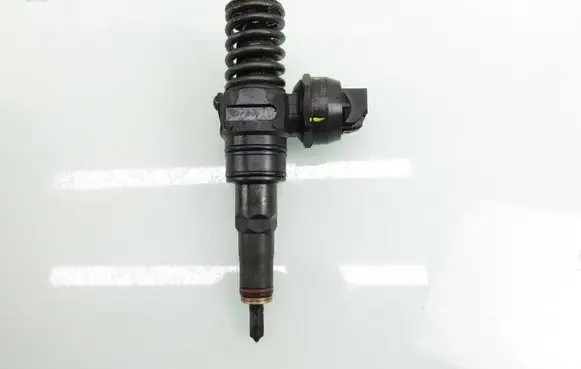 Audi A3 S3 8L Fuel injector 0414720039 038130073AL