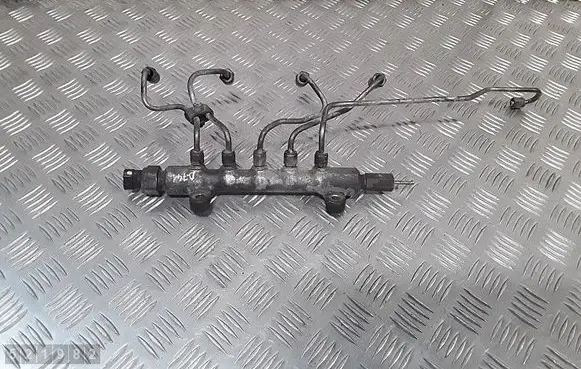 Toyota Corolla Verso E121 Fuel main line pipe 