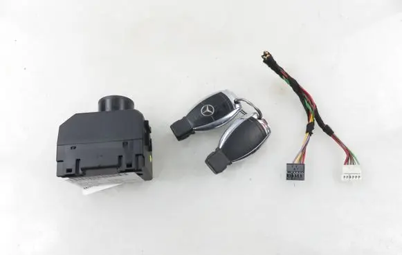 Mercedes-Benz S W221 Ignition lock A2215451108