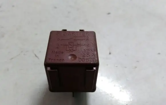Peugeot Boxer Other relay 12V25A03670