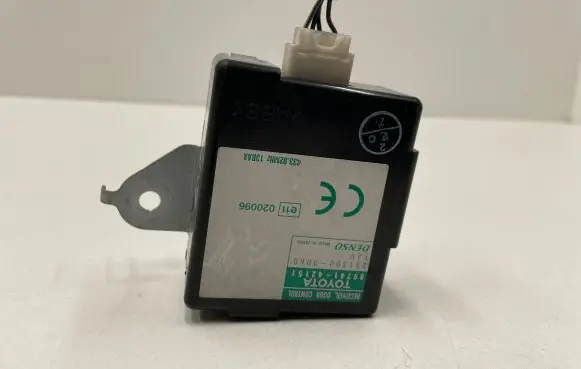 Toyota RAV 4 (XA20) Door central lock control unit/module 8974142151 2513000060