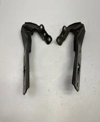 Audi A4 S4 B7 8E 8H Engine bonnet/hood hinges 8H0823302 8H0823301