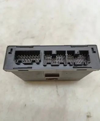 Nissan Primera Comfort/convenience module 28596AV3 97RA1000013 5WK48127