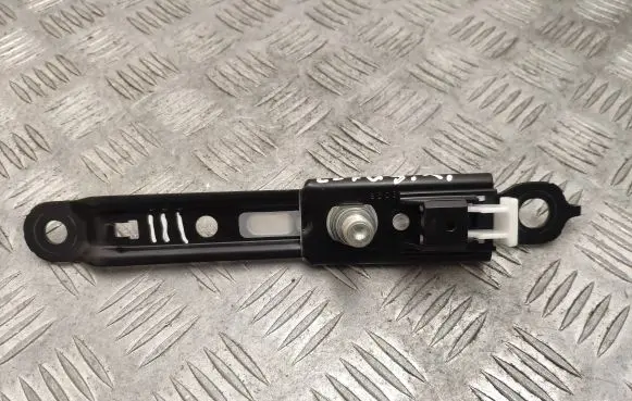 Lexus NX Seat belt adjustment rail E563003