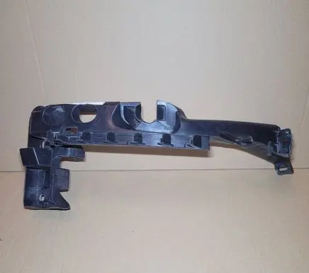 Audi A3 S3 8P Headlight/headlamp mounting bracket 8P0805608A