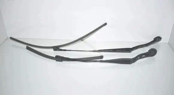 BMW i3 Windshield/front glass wiper blade 7322162 97036203 61617322162