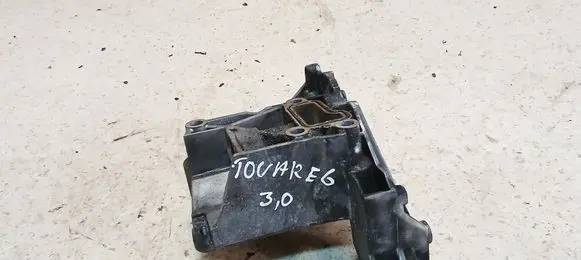 Volkswagen Touareg I Generator/alternator bracket 059145169
