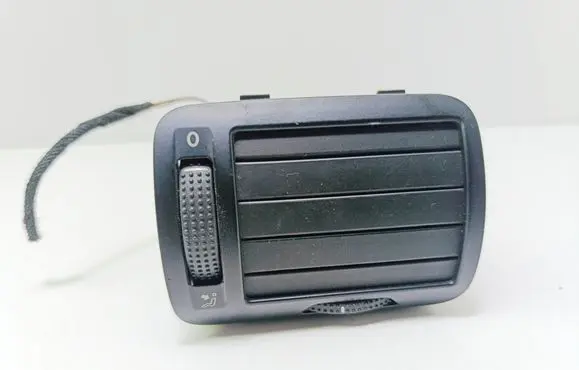 Volkswagen PASSAT B5 Dashboard side air vent grill/cover trim 3B0819704D