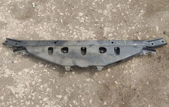 BMW 7 F01 F02 F03 F04 Top upper radiator support slam panel 7199417 718385108 7200687