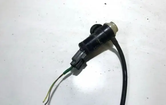 Windscreen/windshield washer pump