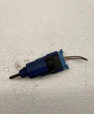 Volkswagen Golf IV Brake pedal sensor switch 1J0927189E
