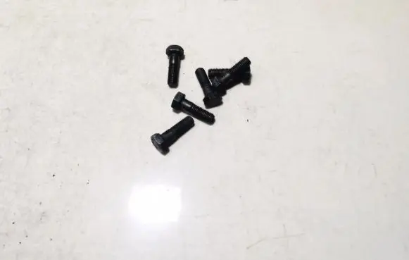 Opel Astra G Nuts/bolts 