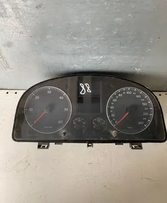 Volkswagen Touran I Speedometer (instrument cluster) 1T0920862F VWZ7Z0F7041982