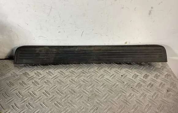 Honda Accord Front sill trim cover 84202SEA0030