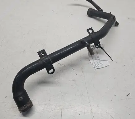Audi A4 S4 B5 8D Engine coolant pipe/hose 050121071